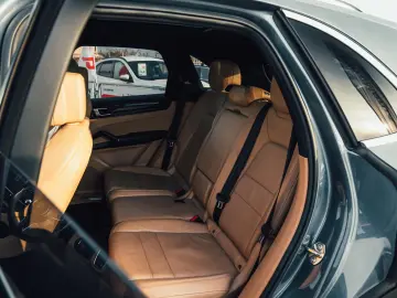 Porsche Cayenne 3.0L V6 Turbo 340 CP