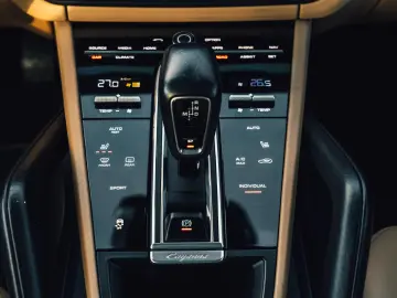 Porsche Cayenne 3.0L V6 Turbo 340 CP