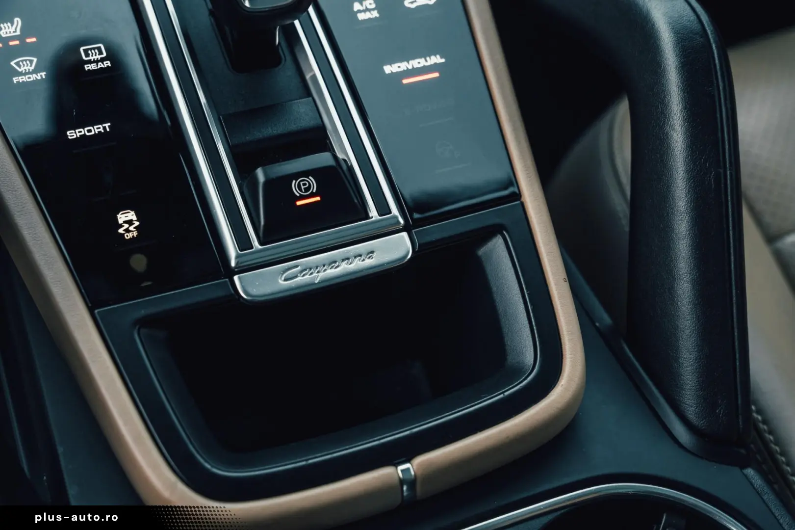 Porsche Cayenne 3.0L V6 Turbo 340 CP