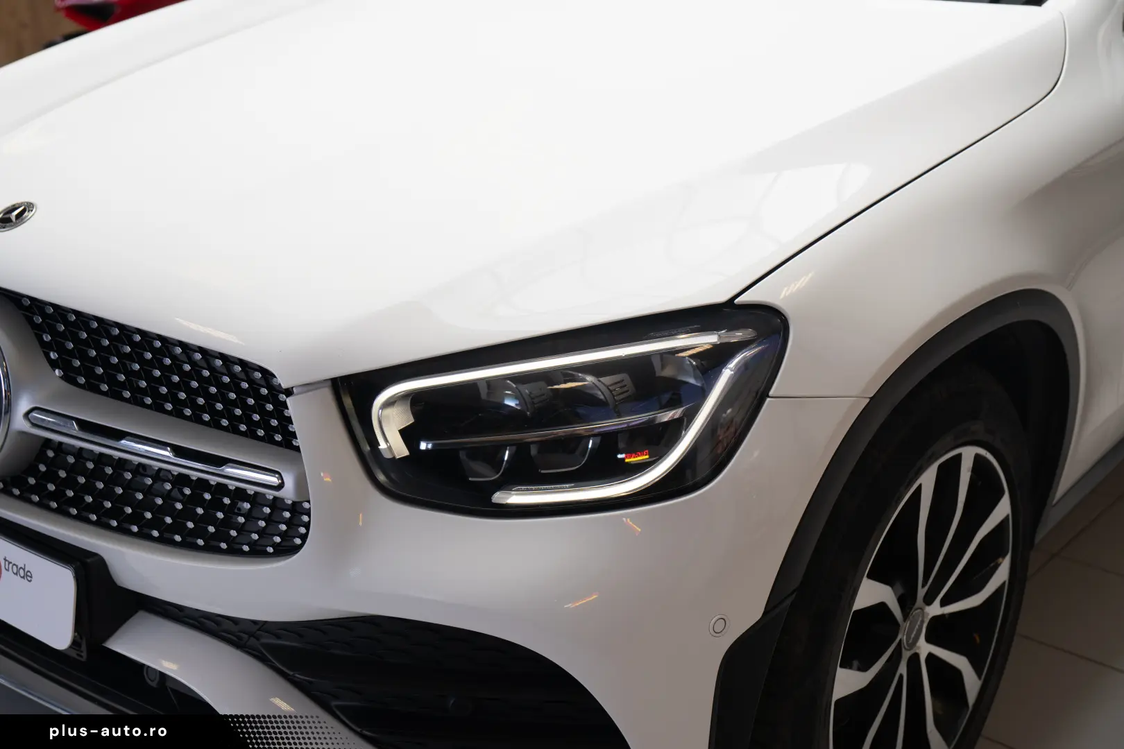 MERCEDES-BENZ GLC 200 4MATIC COUPE TRAPA  AMG LINE STOC