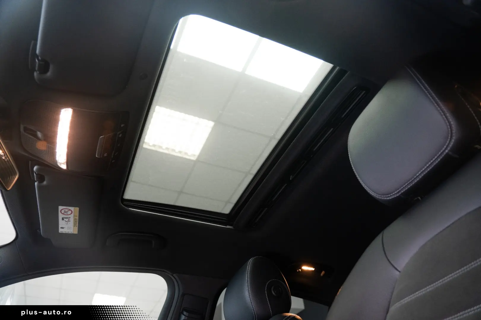 MERCEDES-BENZ GLC 200 4MATIC COUPE TRAPA  AMG LINE STOC