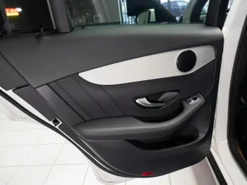 MERCEDES-BENZ GLC 200 4MATIC COUPE TRAPA  AMG LINE STOC