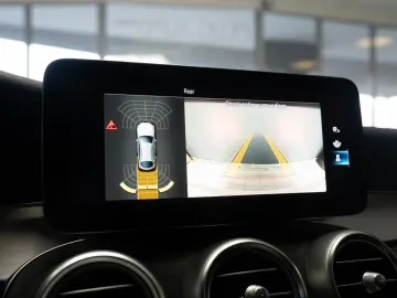 MERCEDES-BENZ GLC 200 4MATIC COUPE TRAPA  AMG LINE STOC