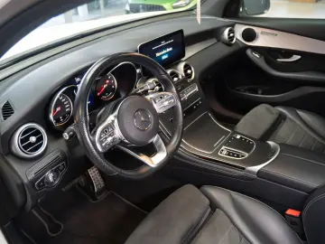 MERCEDES-BENZ GLC 200 4MATIC COUPE TRAPA  AMG LINE STOC
