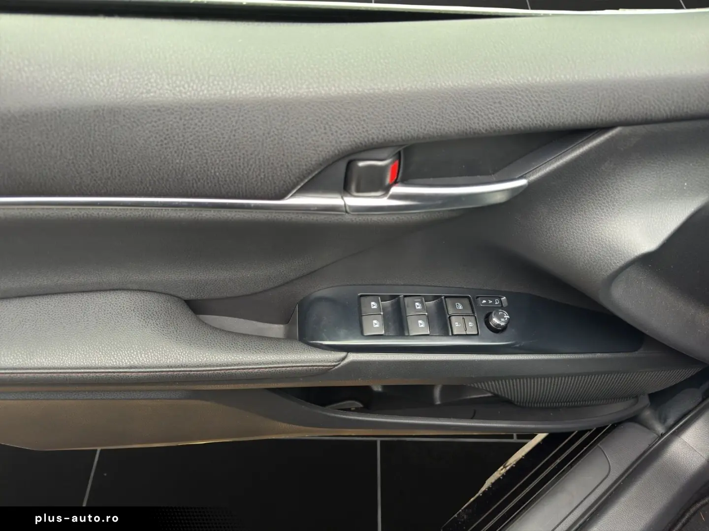 Camry Hybrid - NAVI - Sitzheizung -