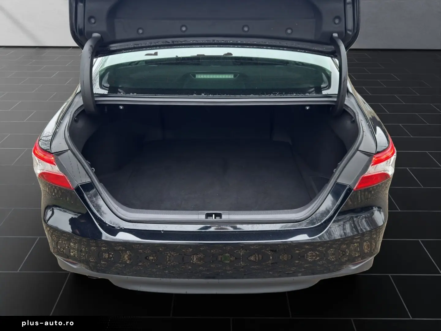 Camry Hybrid - NAVI - Sitzheizung -