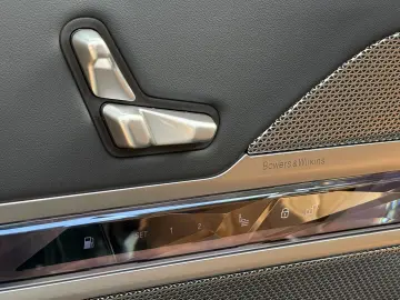 750 7-serie 750e xDrive   British Racing Green