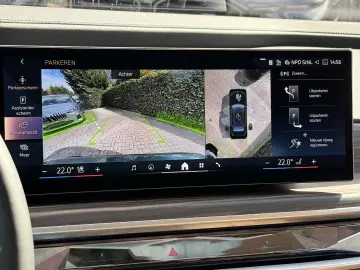 750 7-serie 750e xDrive   British Racing Green