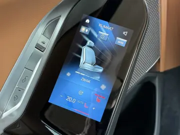 750 7-serie 750e xDrive   British Racing Green