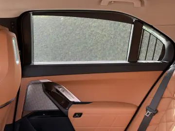 750 7-serie 750e xDrive   British Racing Green