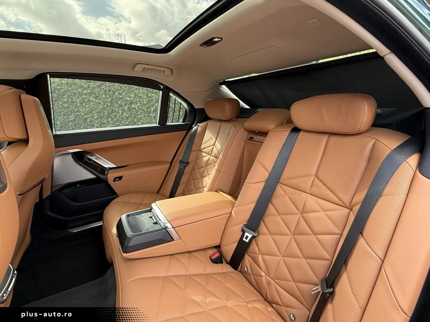 750 7-serie 750e xDrive   British Racing Green