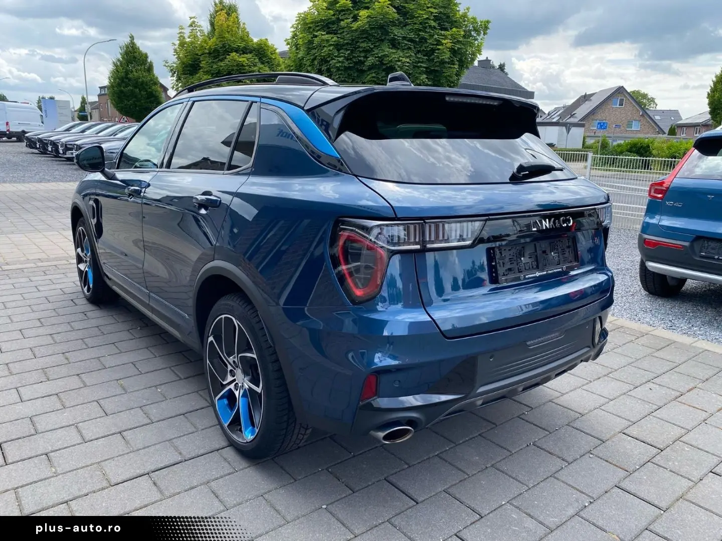 Lynk&Co 01 Plug-In-Hybrid Panorama Memory Sitze Soundsys