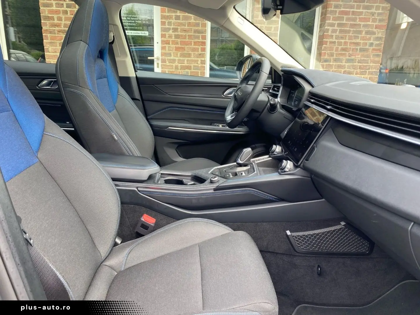 Lynk&Co 01 Plug-In-Hybrid Panorama Memory Sitze Soundsys