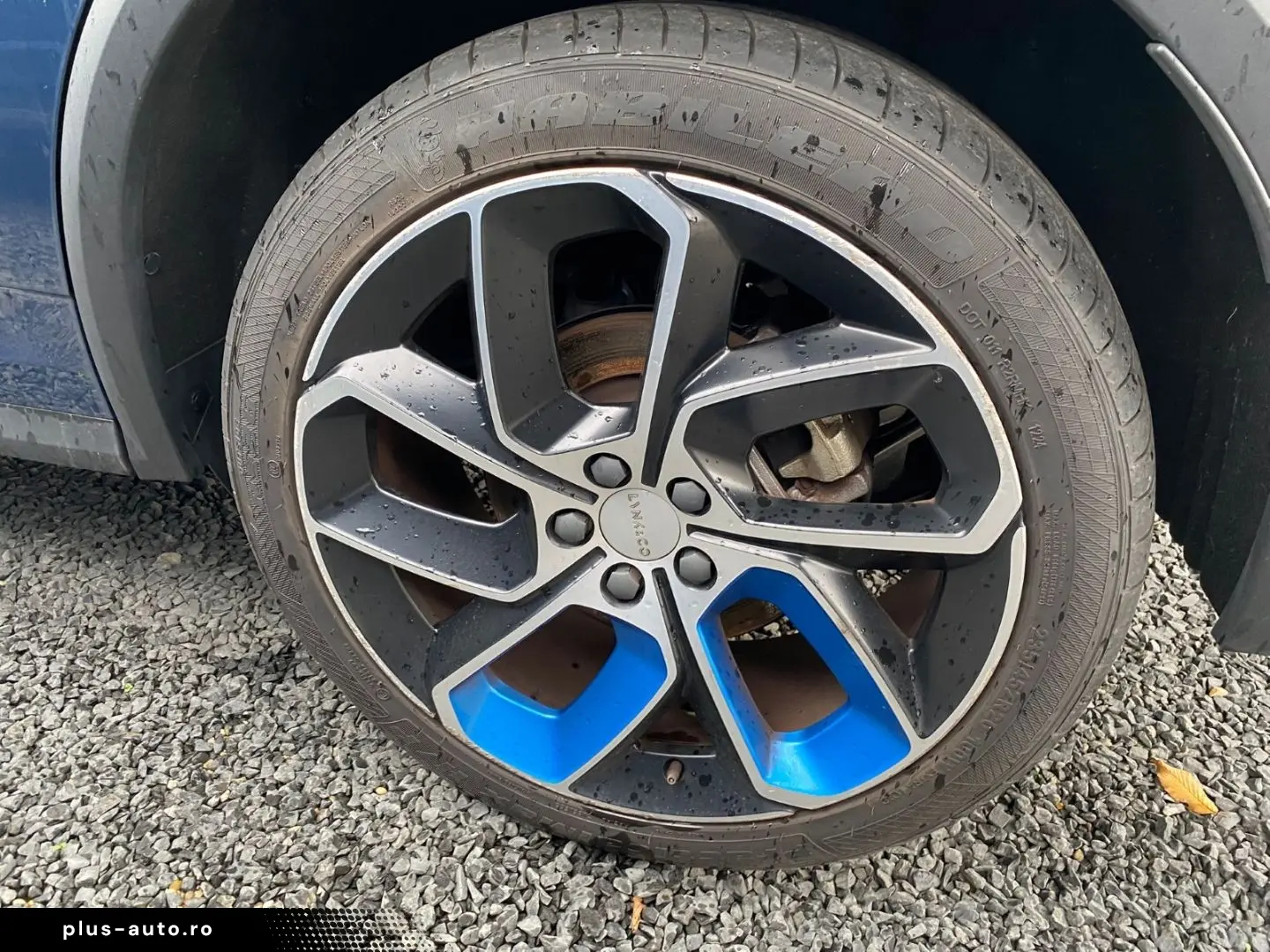 Lynk&Co 01 Plug-In-Hybrid Panorama Memory Sitze Soundsys