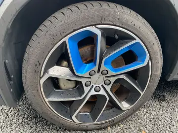 Lynk&Co 01 Plug-In-Hybrid Panorama Memory Sitze Soundsys