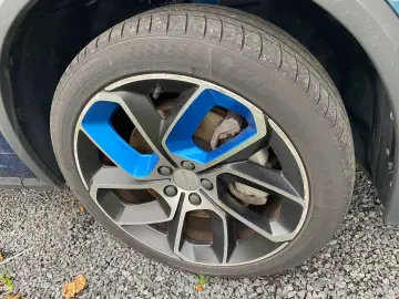 Lynk&Co 01 Plug-In-Hybrid Panorama Memory Sitze Soundsys