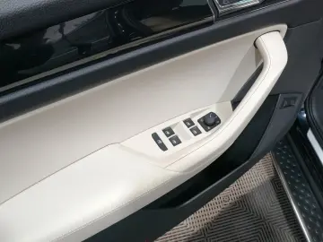 Kodiaq L&K 4x4 2.0 TDI ACC PANO AHK 360