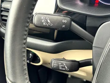 Kodiaq L&K 2.0 TDI PANO SH KAM 4x4 MATRIX ACC SB