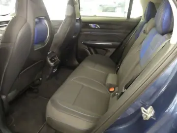 Lynk&Co 01 PHEV Pano ACC 20  DigTacho 360Kam LED