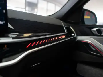 BMW X6 M60 i xDrive M Sport STOC TRAPA HUD