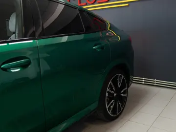 BMW X6 M60 i xDrive M Sport STOC TRAPA HUD