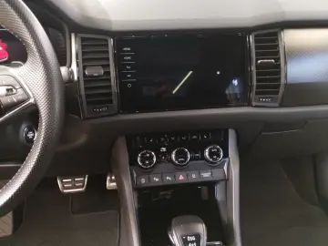 Kodiaq 2.0 TDI Sportline 4x4 DSG ACC AHK LED Sta