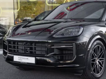 Porsche Cayenne E-Hybrid Ediția Neagră