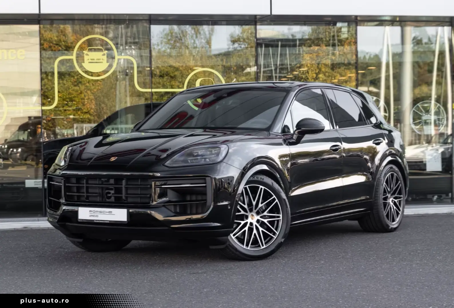 Porsche Cayenne E-Hybrid Ediția Neagră