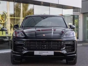 Porsche Cayenne E-Hybrid Ediția Neagră