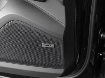 Porsche Cayenne E-Hybrid Ediția Neagră