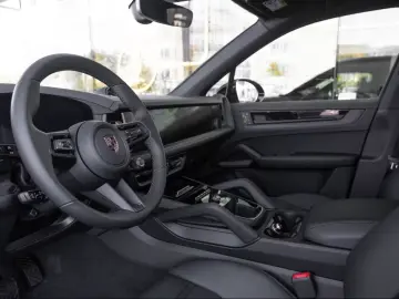 Porsche Cayenne E-Hybrid Ediția Neagră