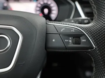 Q5 Sportback 40 TDI S-Line s-tronic LED ACC Navi