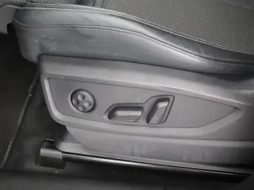 Q5 Sportback 40 TDI S-Line s-tronic LED ACC Navi