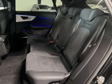 Q8 50 TDI quattro S-Line AHK