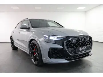 RS Q8 4.0 TFSI quattro performance Matrix HUD AH