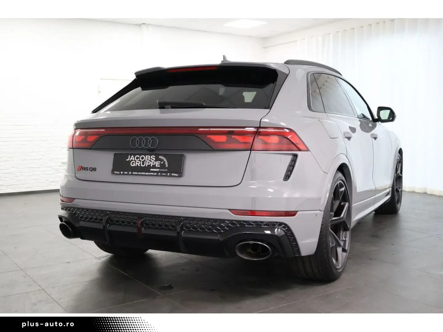 RS Q8 4.0 TFSI quattro performance Matrix HUD AH