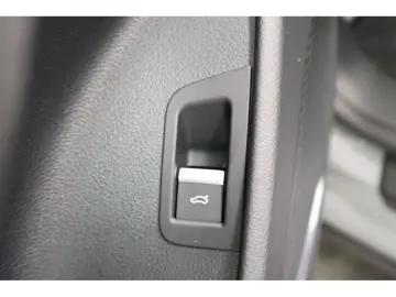 RS Q8 4.0 TFSI quattro performance Matrix HUD AH