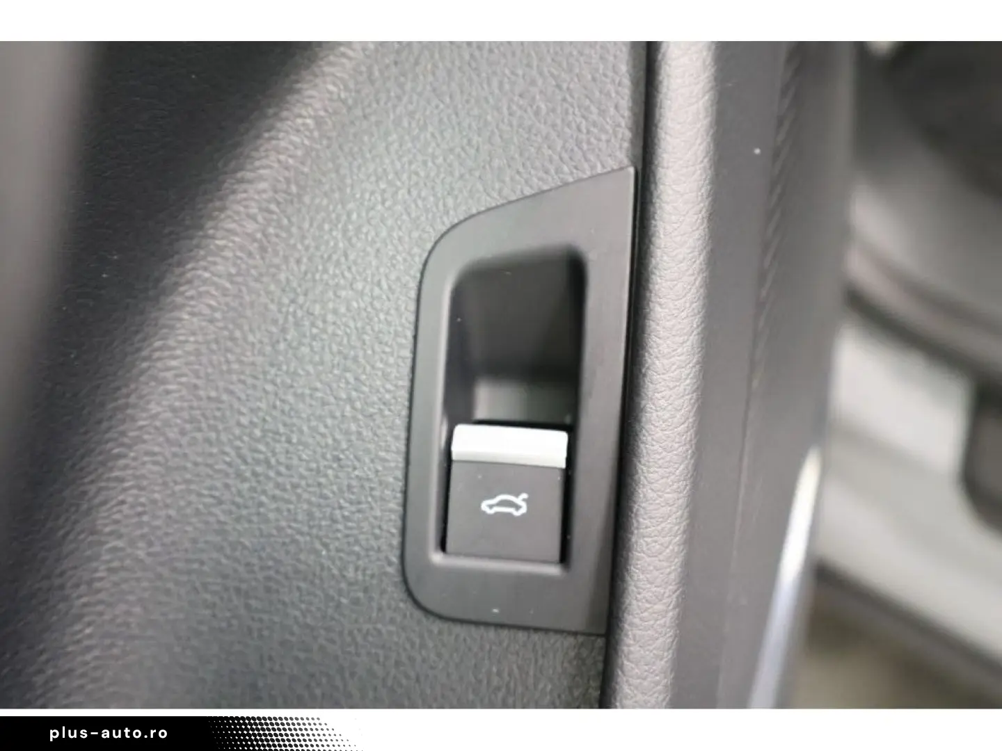 RS Q8 4.0 TFSI quattro performance Matrix HUD AH