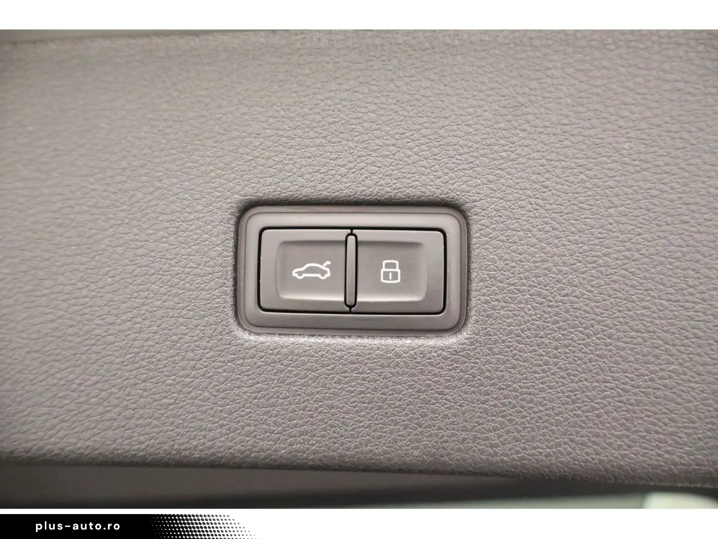 RS Q8 4.0 TFSI quattro performance Matrix HUD AH