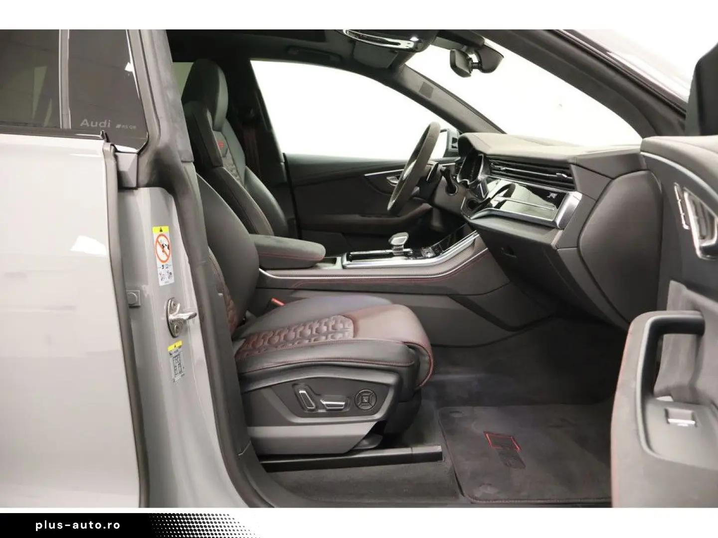 RS Q8 4.0 TFSI quattro performance Matrix HUD AH