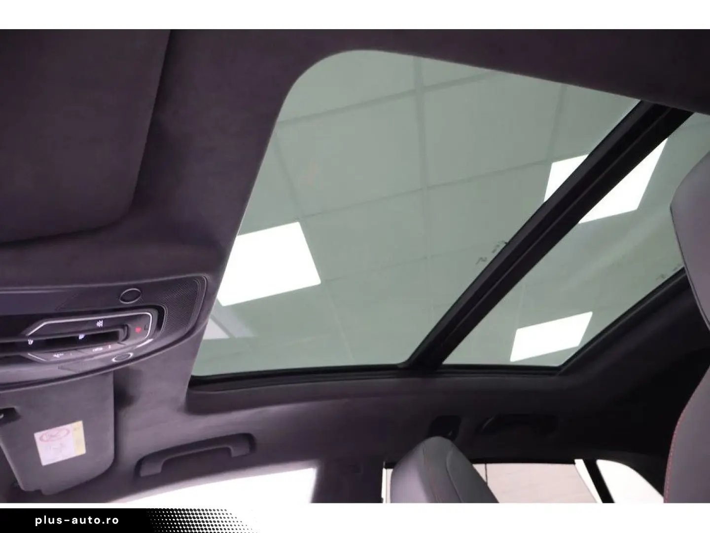 RS Q8 4.0 TFSI quattro performance Matrix HUD AH