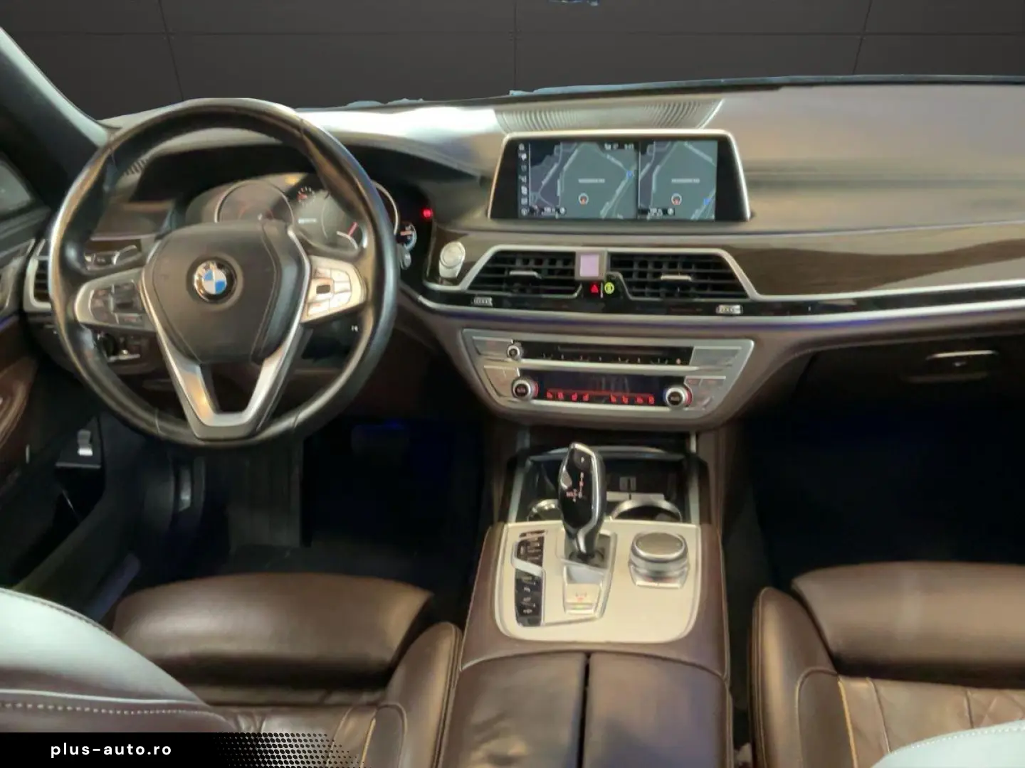 BMW Seria 7 740e L xDrive