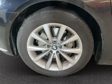 BMW Seria 7 740e L xDrive