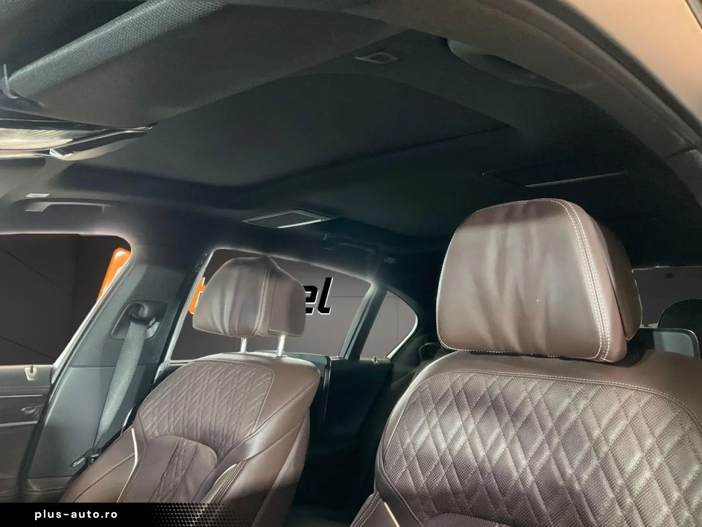 BMW Seria 7 740e L xDrive