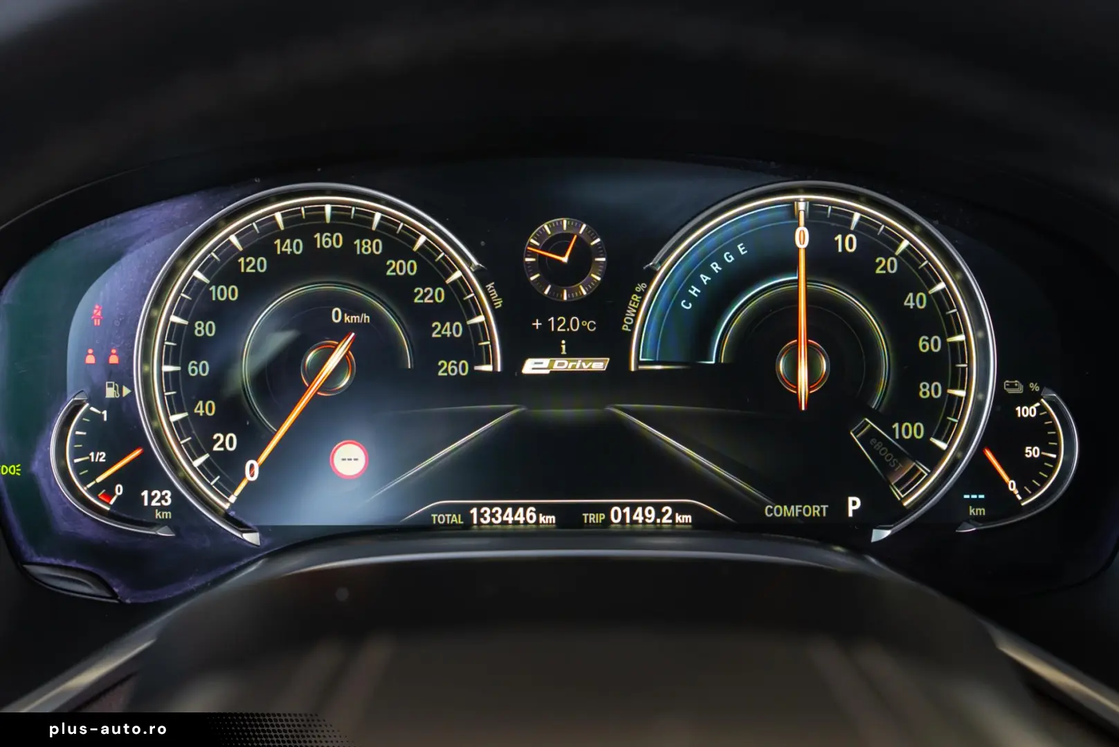 BMW Seria 7 740e L xDrive