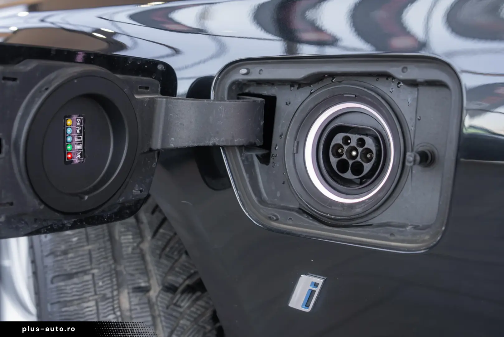 BMW Seria 7 740e L xDrive