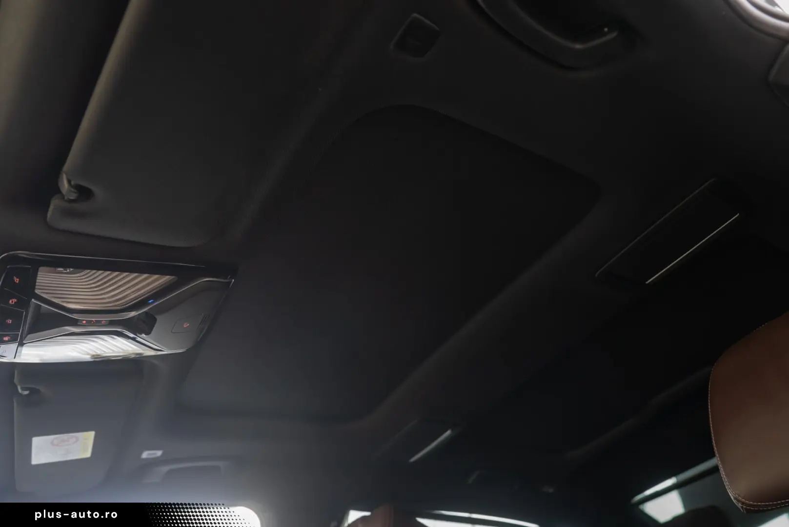 BMW Seria 7 740e L xDrive