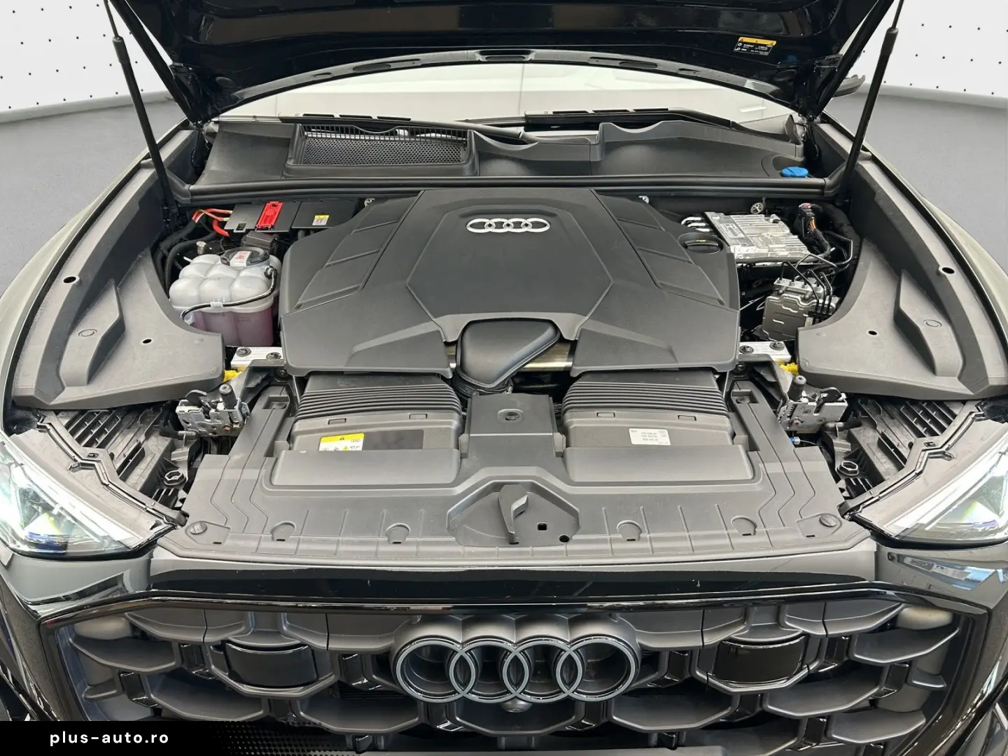 Q8 55 TFSI quattro S line Navi Matrix Alu AHK HU