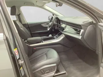 Q7 55 TFSI Q S LINE 7SITZE LM21 STHZG MATRIX