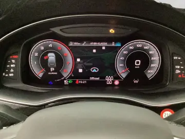 Q7 55 TFSI Q S LINE 7SITZE LM21 STHZG MATRIX